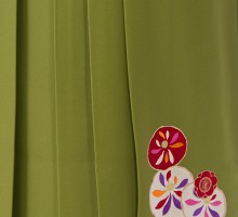 中村里砂|椿に縞柄の卒業式袴フルセット(白/赤系)|卒業袴(普通サイズ)1枚目