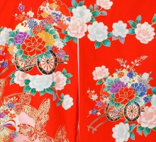 蝶　花車柄のお宮参り着物フルセット(赤　ピンク系)|女の子