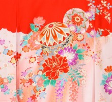 四季の花　蝶　まり　牡丹柄のお宮参り着物フルセット(赤　ピンク系)|女の子