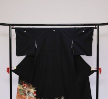 Mサイズ　裾麻葉御所車扇面柄の黒留袖フルセット(黒)|黒留袖