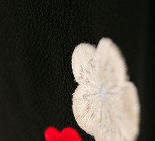 寛斎ブランド袖に梅の花刺繍柄の卒業式袴フルセット(黒)|卒業袴(普通サイズ)