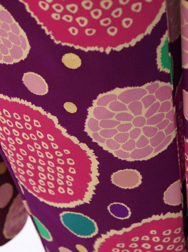 【玉城ティナ】ドットに華紋柄の振袖フルセット(紫系)|普通サイズ【2〜12月】