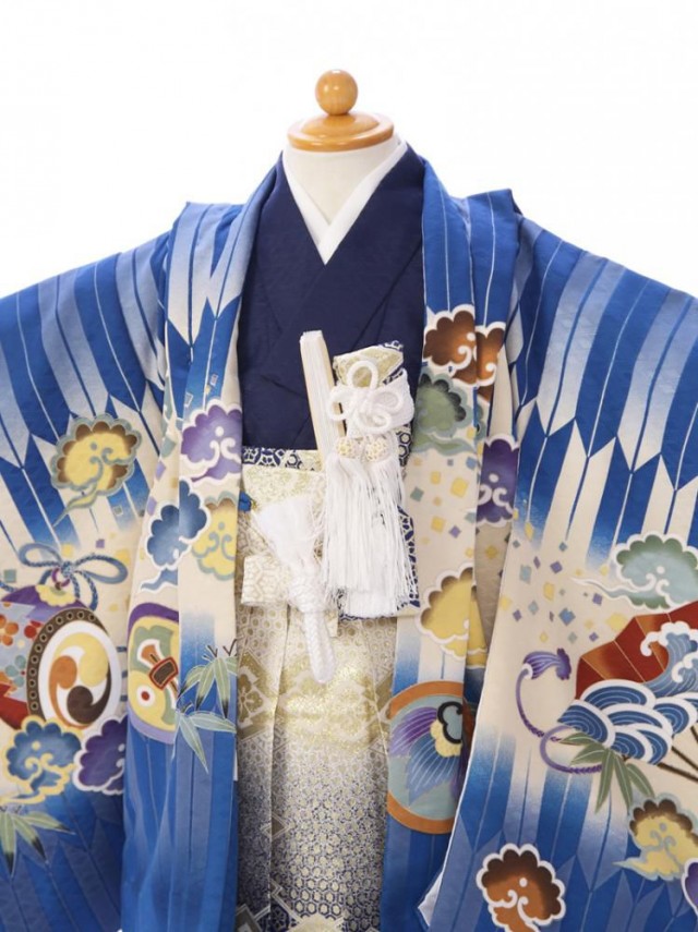 【七五三　着物　5歳】鮮やかなブルーが印象的　金襴の袴も高級感があります E-5-830
