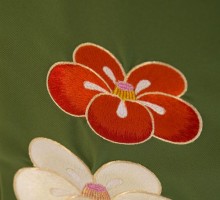 紅一点|椿柄の卒業式袴フルセット(白系)(オレンジ系)|卒業袴(普通サイズ)