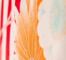 縞に桜菊柄の卒業式袴フルセット(赤/白系)|卒業袴(普通サイズ)2枚目