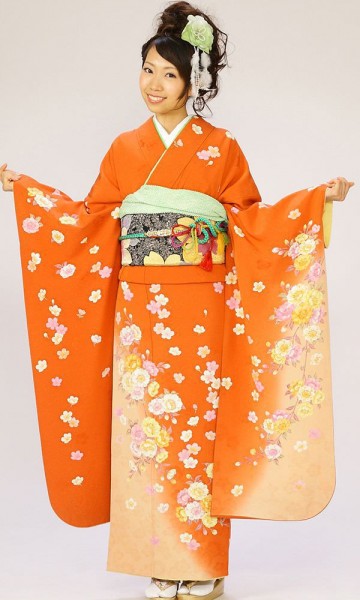 【裄長】柿色　裾肌色　八重桜柄の振袖フルセット(オレンジ系)|普通サイズ【2〜12月】