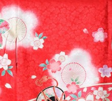 桜紋に吉祥文様柄のお宮参り着物フルセット(赤系)|女の子