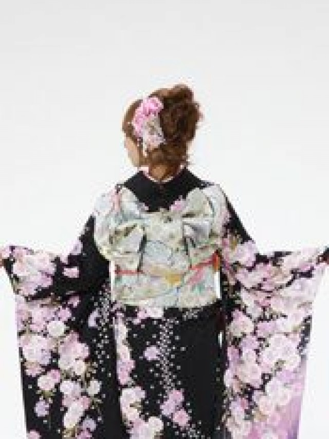 黒地ラメ　裾紫　枝垂れ桜柄の振袖フルセット(黒系)|普通サイズ【1月】