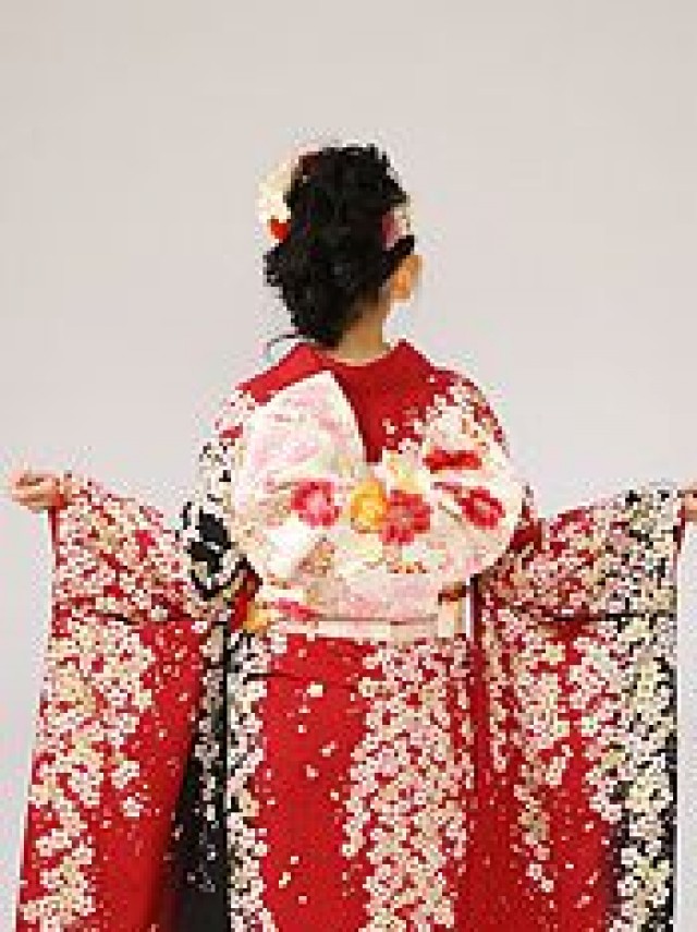 エンジ地　桜と小花柄の振袖フルセット(赤　黒系)|普通サイズ【2〜12月】