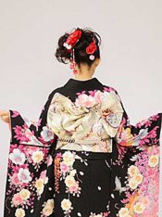 【押切もえ】裾ピンク　桜　蘭柄の振袖フルセット(黒　ピンク系)|普通サイズ【1月】