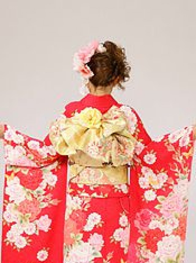薔薇　八重桜柄の振袖フルセット(ピンク系)|普通サイズ【2〜12月】