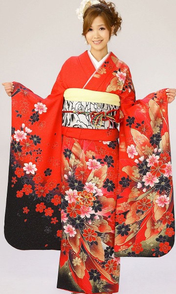 華やかな金彩と桜柄の振袖フルセット(赤　黒系)|普通サイズ【2〜12月】