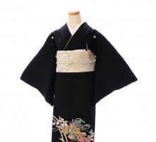 Sサイズ　笠松に四季の花柄の留袖フルセット|(黒留袖)