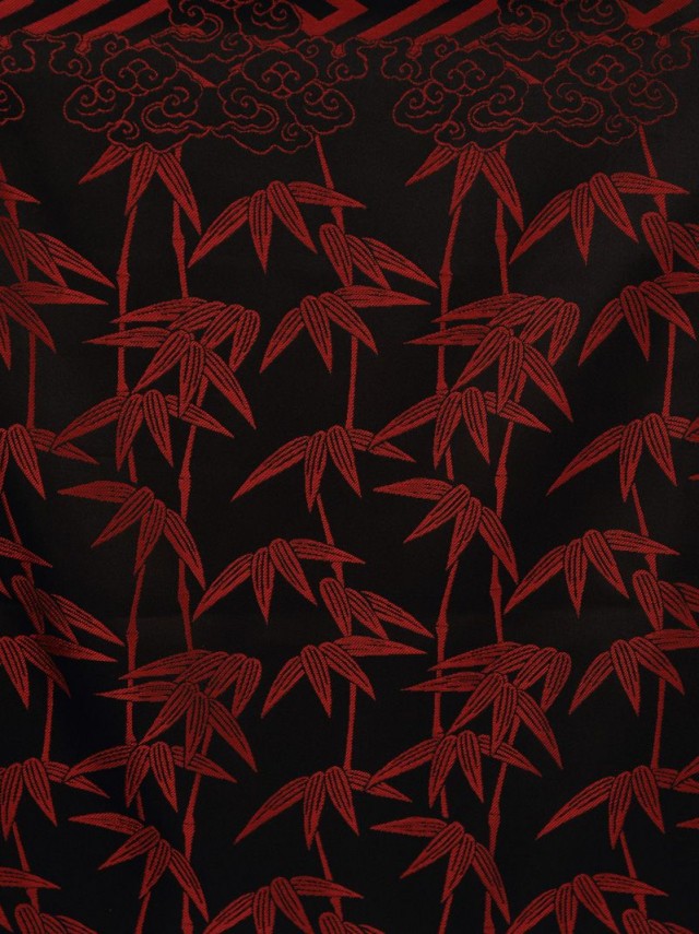 ジュニア紋付き袴　レンタル　赤×黒のインパクトある紋付きセットです!