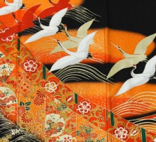 Mサイズ　オレンジ色鶴扇面洋花柄の黒留袖フルセット(黒)|黒留袖