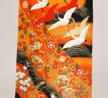 Mサイズ　オレンジ色鶴扇面洋花柄の黒留袖フルセット(黒)|黒留袖