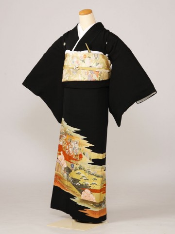 Mサイズ　金箔御殿屋敷松桜柄の黒留袖フルセット(黒)|黒留袖