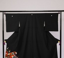 Lサイズ　菱形に鳳凰橘柄の黒留袖フルセット(黒)| 黒留袖・大きいサイズ(ワイド)
