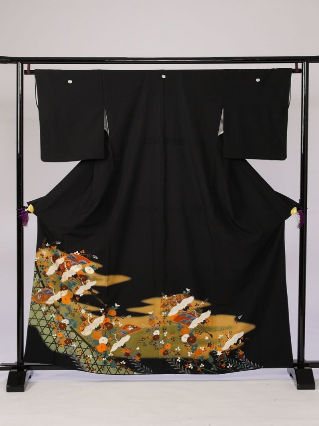 Mサイズ　籠目　千羽鶴　花柄の黒留袖フルセット(黒)|黒留袖