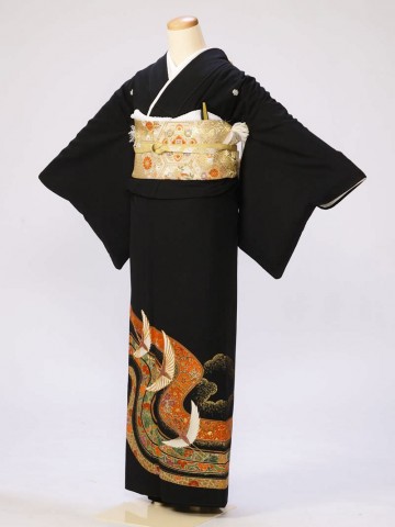 Mサイズ　赤道長小花鶴柄の黒留袖フルセット(黒)|黒留袖