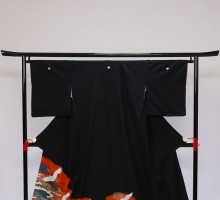 Lサイズ　雲取鶴柄の黒留袖フルセット(黒)| 黒留袖・大きいサイズ(ワイド)