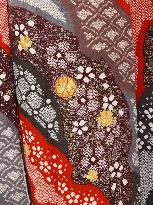 赤地　グレー紫ぼかし　絞り地　桜柄の振袖フルセット(赤　グレー系)|普通サイズ【2〜12月】