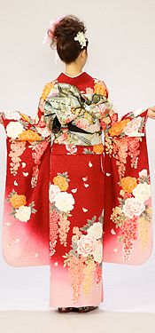 牡丹と下り藤柄の振袖フルセット(赤　ピンク系)|普通サイズ【2〜12月】